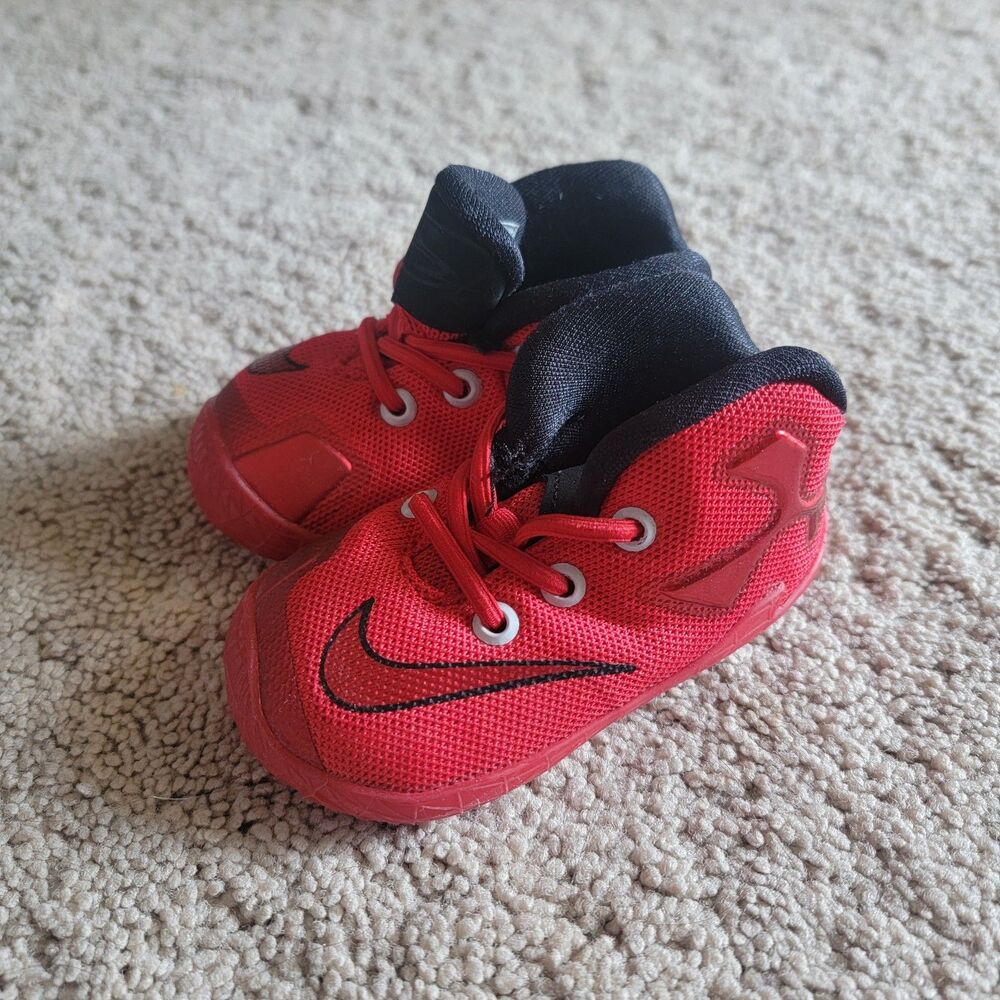 Nike LeBron XIII Athletic Elastic Lace Red Sneakers Size 3C